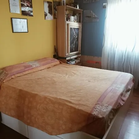 Andrea's Milán